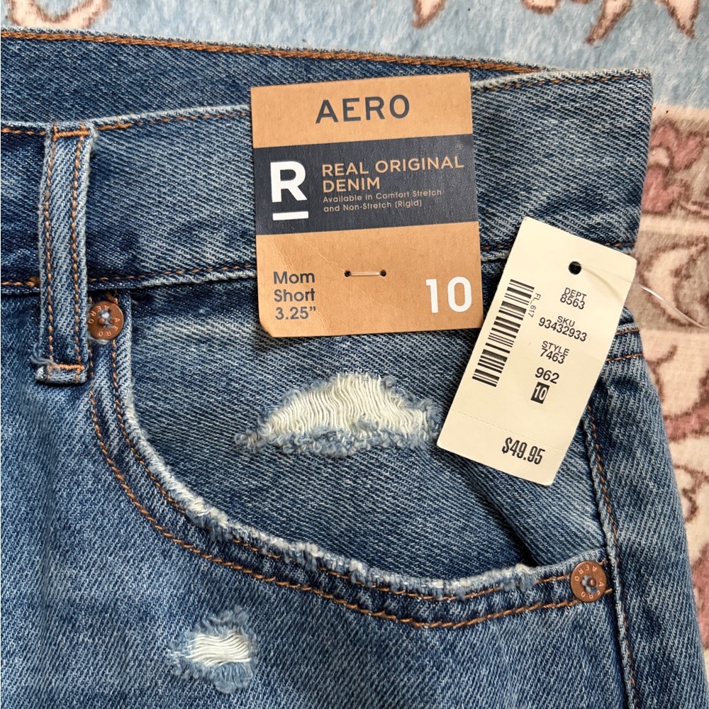 SOLD NWT Aeropostale Real Original Denim Mom Short 3.25” Women Size 10 - Picture 4 of 4